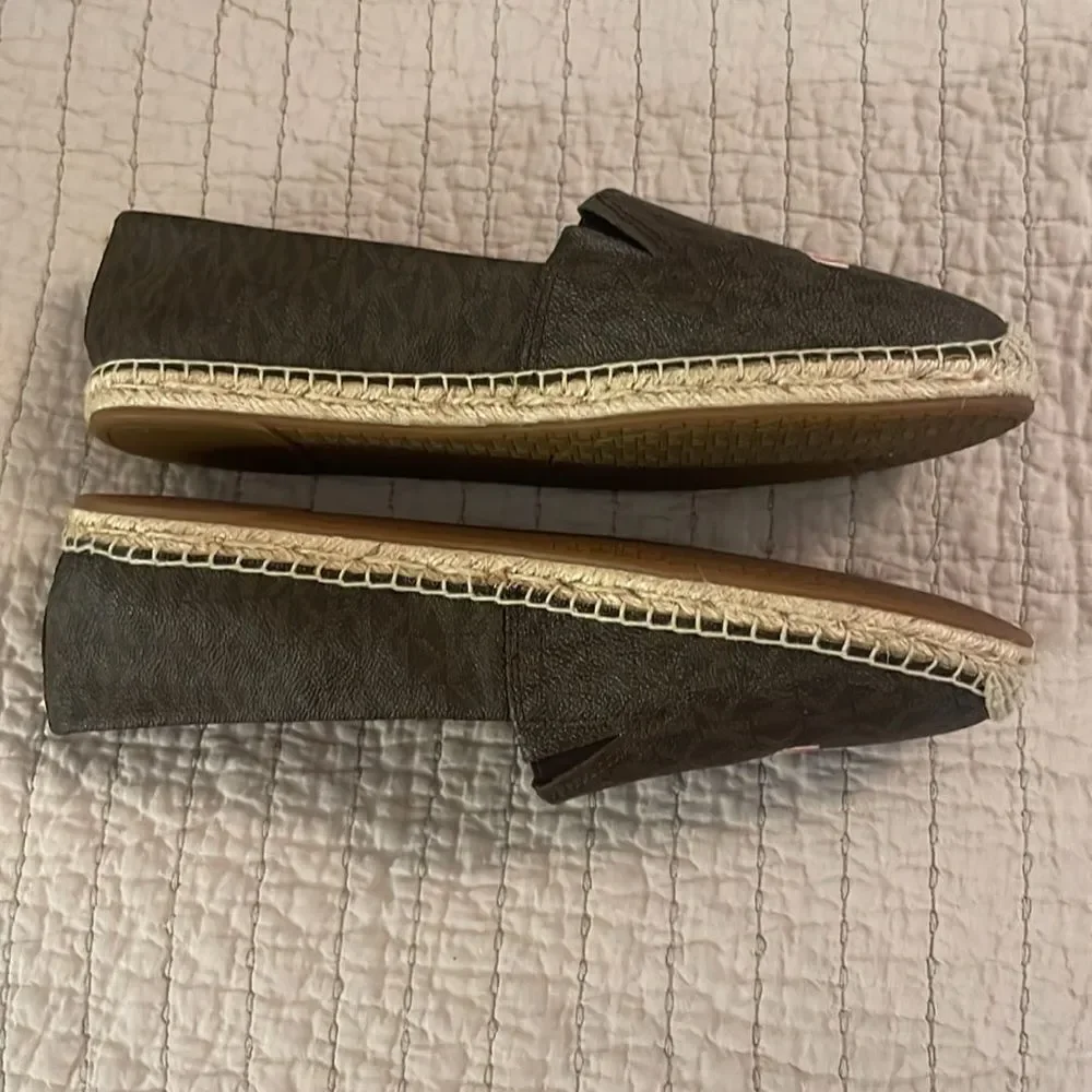 Michael Kors Palm Tree Espadrille Loafers Size 10